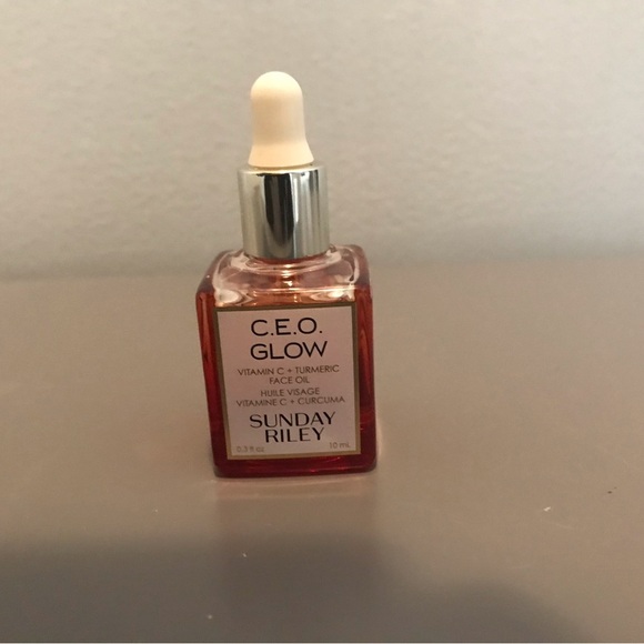 Sunday Riley Other - Sunday Riley C.E.O. Glow Vitamin C + Turmeric Face Oil - Gold